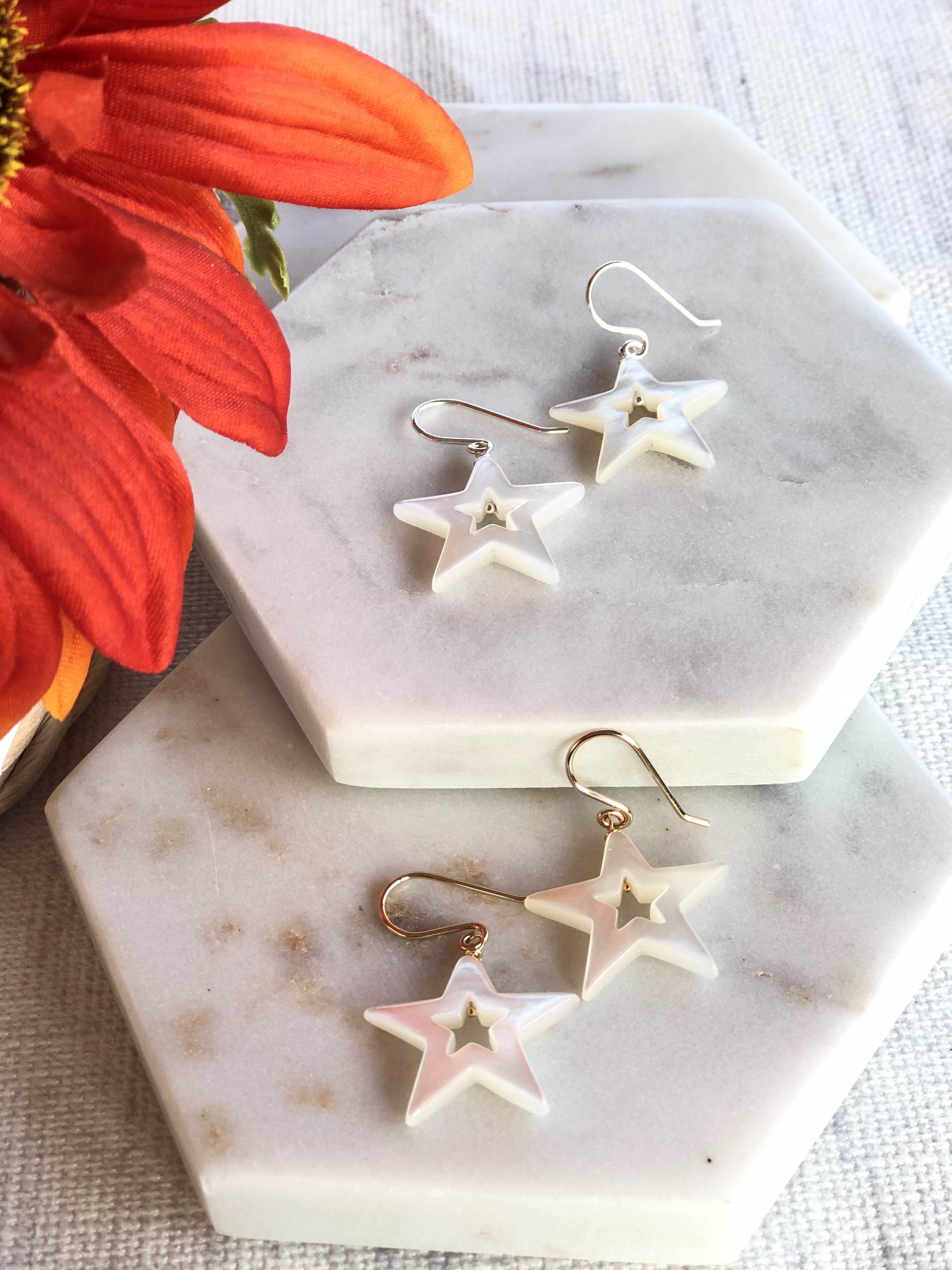 Star online shaped earrings